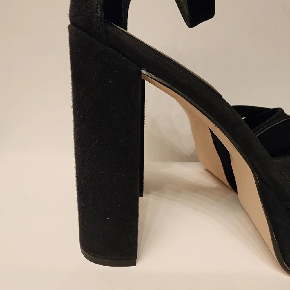 Good American Suede Platform Heels Ankle Strap Black Size 11 (Missing 1 Strap)